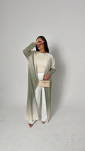 Zeina abaya